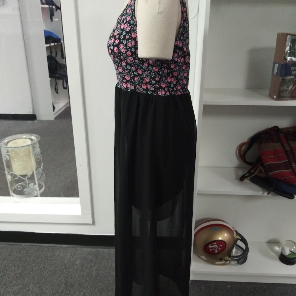 Dress - Picture 3 of 5